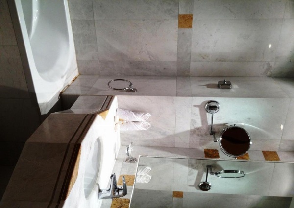 Montana Al Azizia Hotel image 40